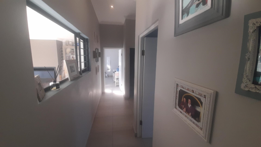 3 Bedroom Property for Sale in Melodie North West
